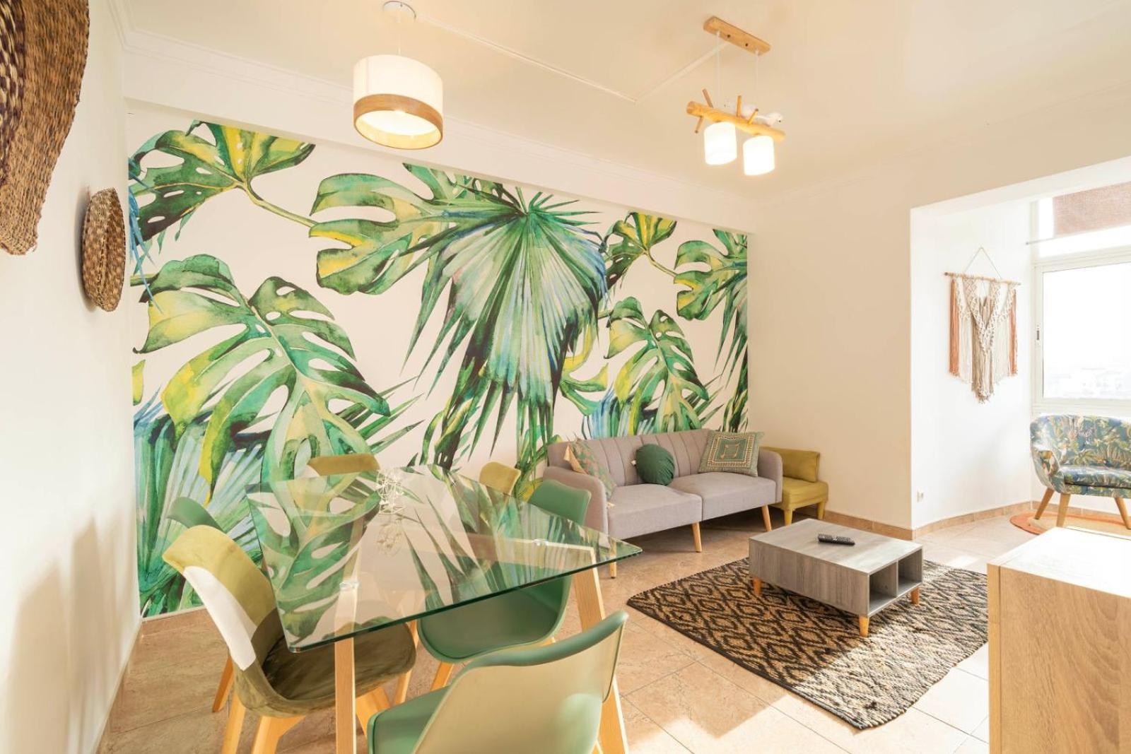 Cozy Apartment In Central Almada W Swing Chairs Exterior photo